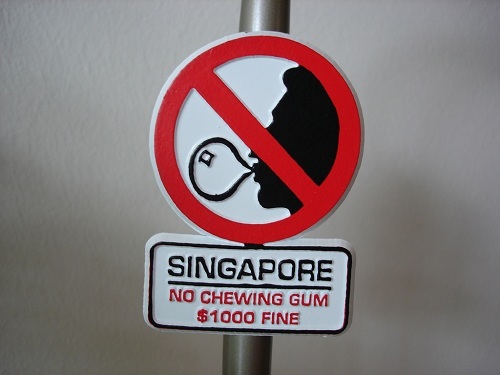 Quy định tại Singapore